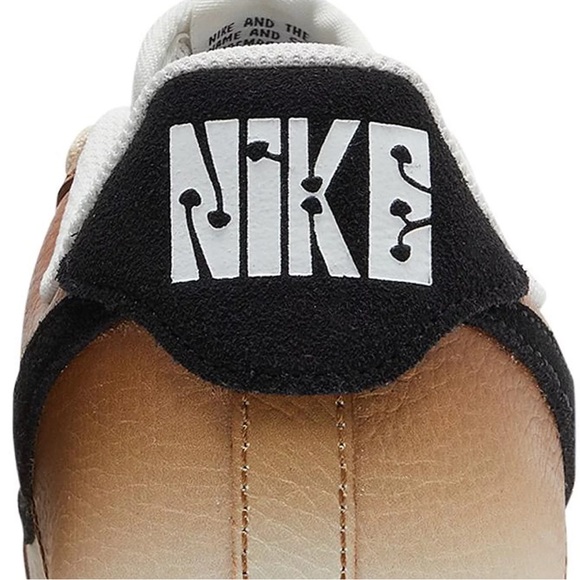 SOLD ! Nike Air Force 1 Air Ale Brown WMNS 10 - Picture 5 of 11